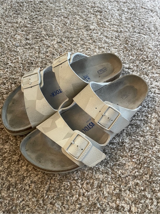 Birkenstock Shoes - Birkenstock Arizona 2 strap sandals in white grey size 41